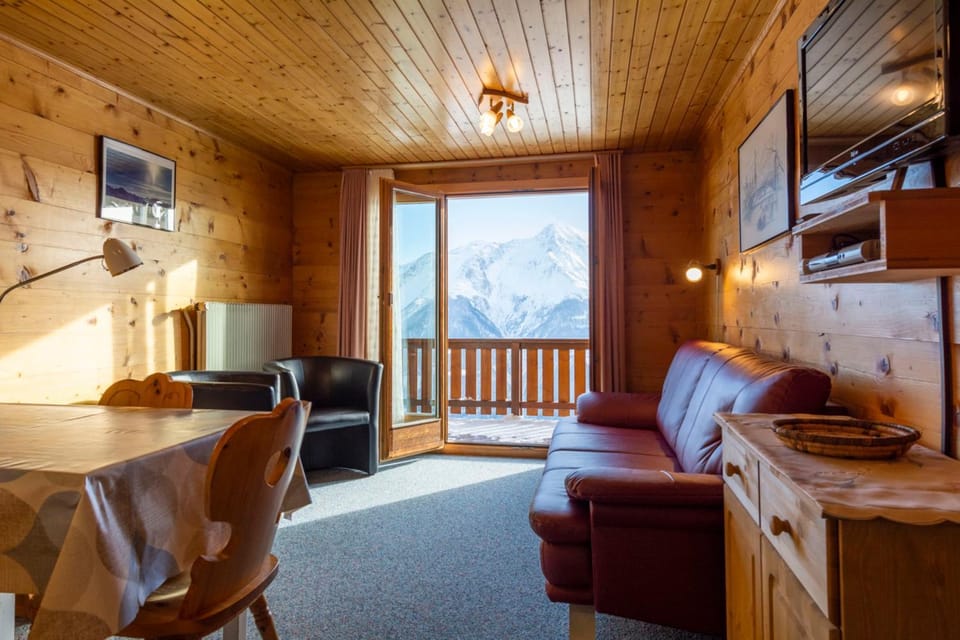 Chalet Weisshorn 4 Apartment in Canton of Valais
