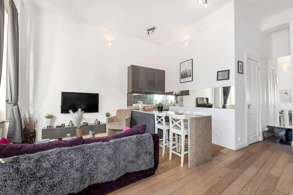 TV and multimedia, Coffee/tea facilities, Seating area