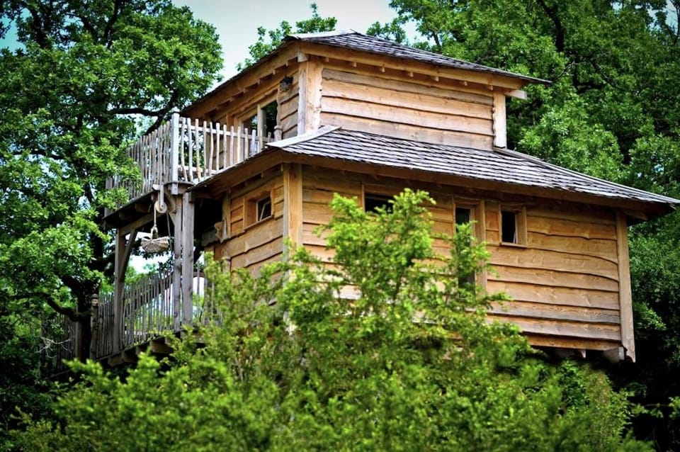 Property building, Balcony/Terrace, Garden view