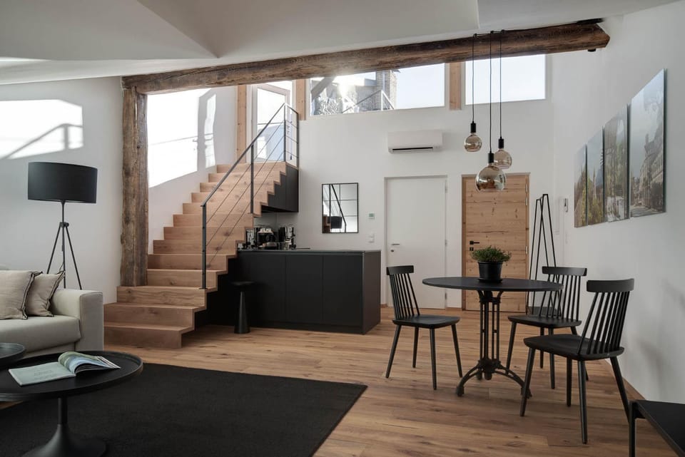 Kitchen or kitchenette, Living room, Photo of the whole room, Seating area, Dining area