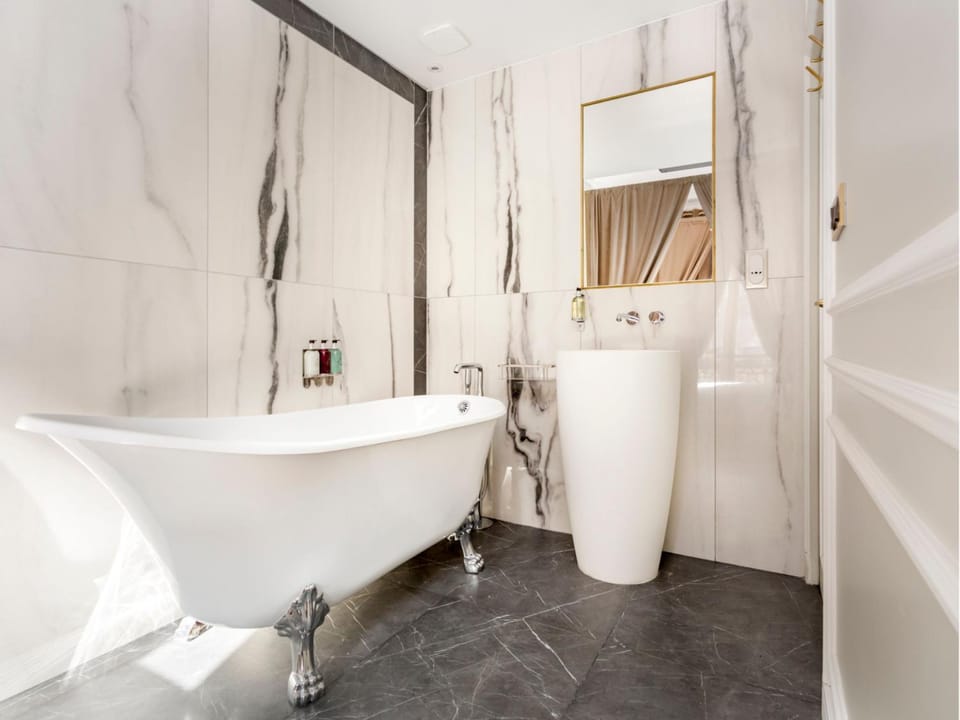 Shower, Bathroom, Bath