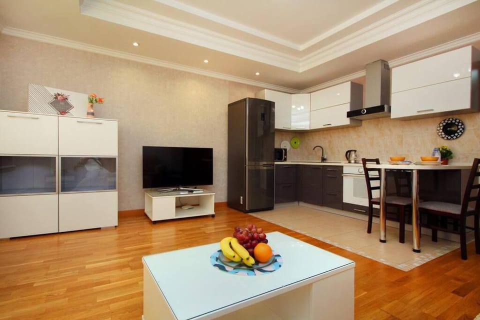 Прекрасная квартира с шикарным видом из окна! Apartment in Almaty