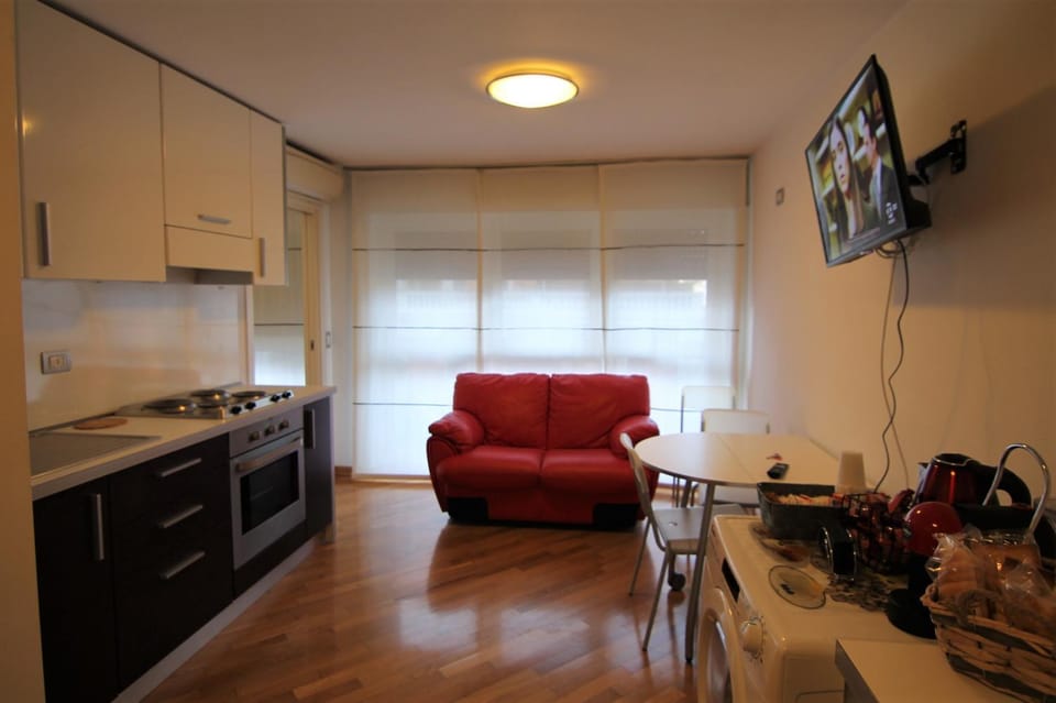 Drinks, stove, washing machine, kitchen, air conditioner