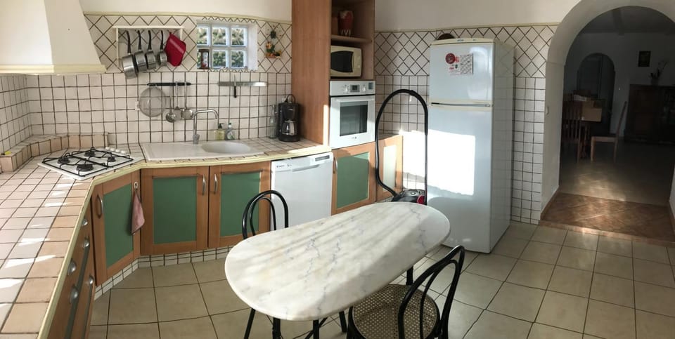 Kitchen or kitchenette, Kitchen or kitchenette, dishwasher, minibar, pet friendly, stove