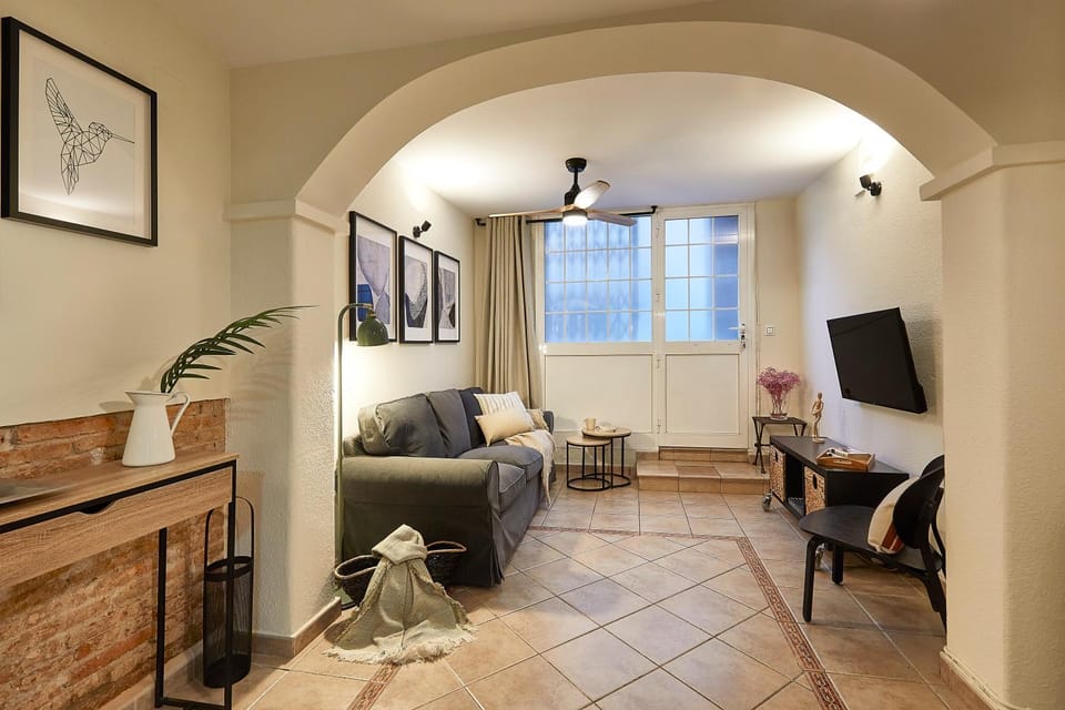 TV and multimedia, Living room, Seating area