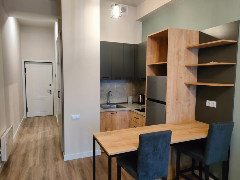 Kitchen or kitchenette, Dining area, kitchen