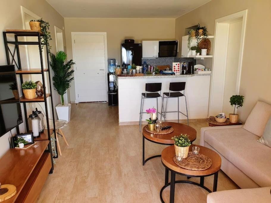 Kitchen or kitchenette, Living room, Seating area