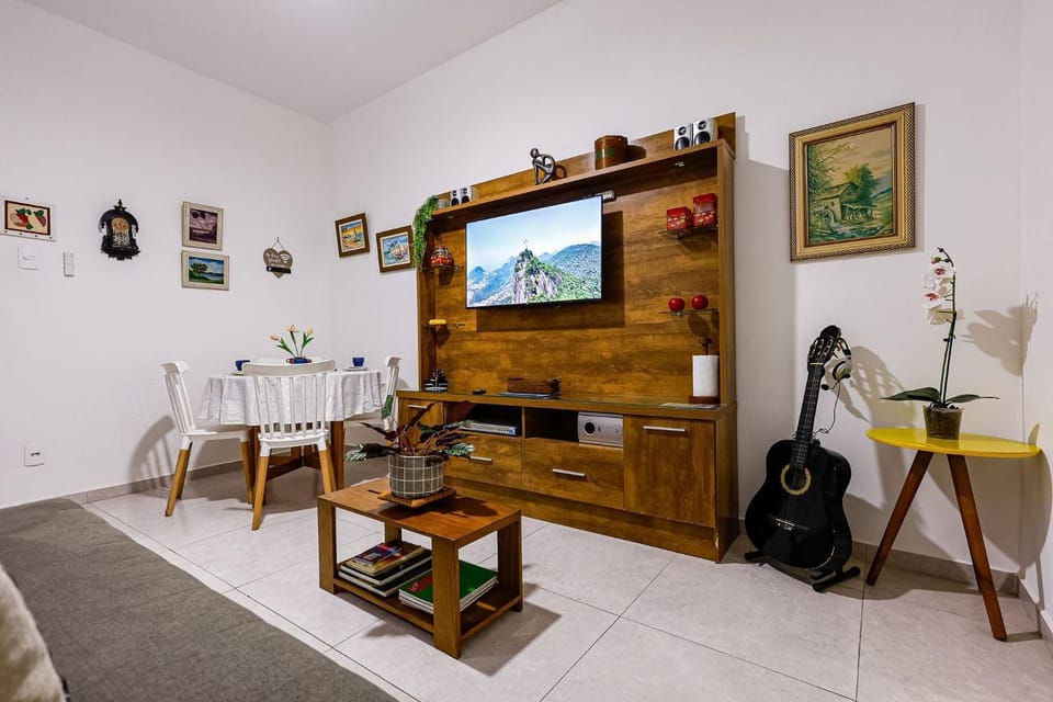 Copa 1 - 200m da Praia - Wi-fi Grátis - Posto 4 Apartment in Rio de Janeiro
