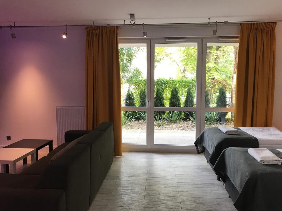 Bed, Garden, Living room, Photo of the whole room, Seating area, Bedroom, Garden view