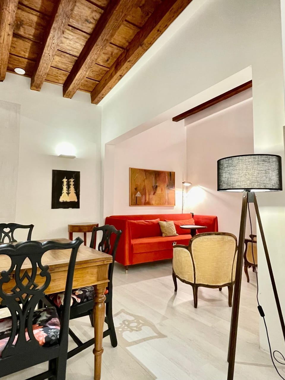 TV and multimedia, Living room, Seating area