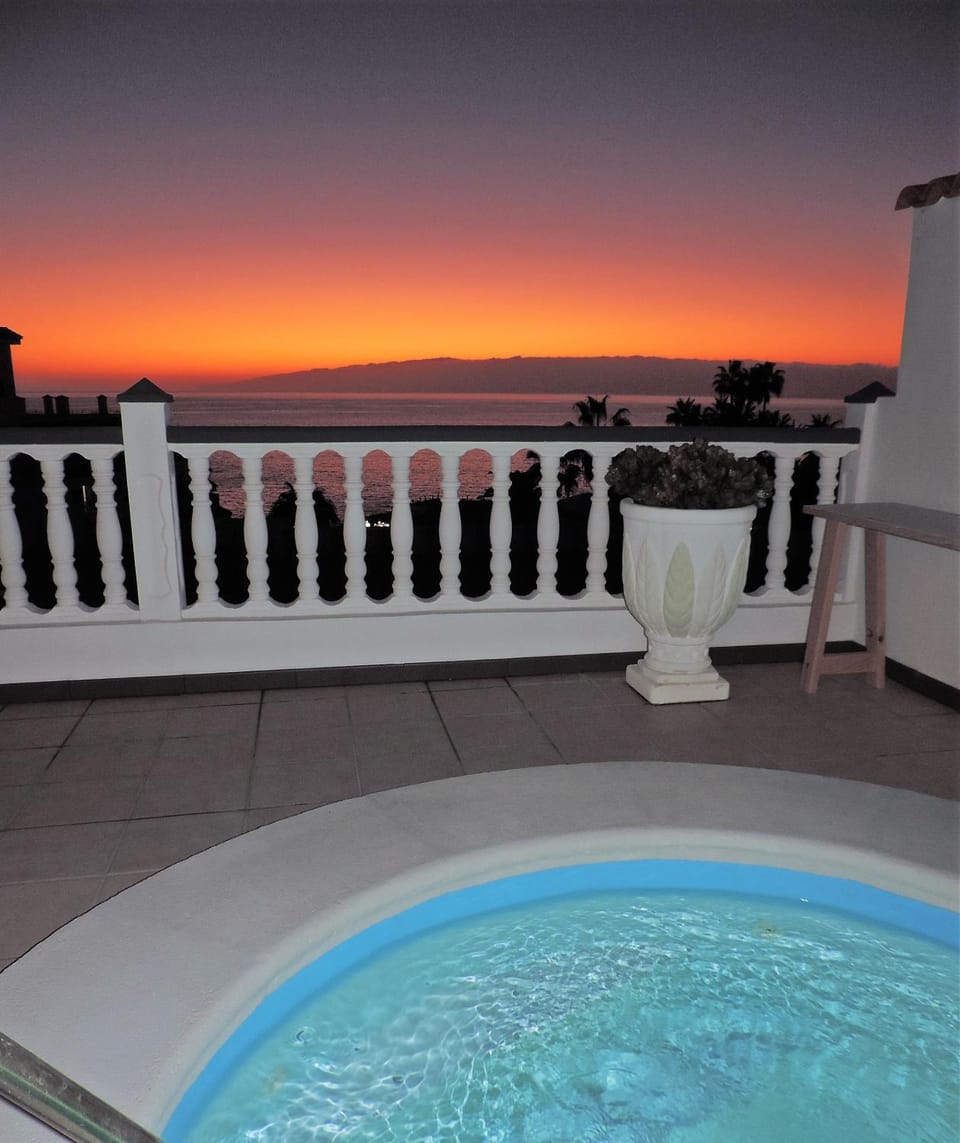 Swimming pool, Sunset