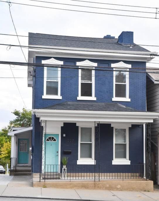 Perfect Mount Washington Home Walkable w Parking Apartment in Pittsburgh