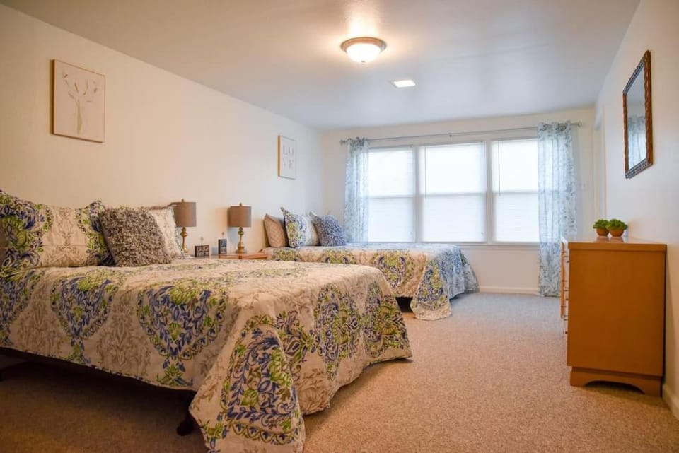 Relax & Feel At Home During Your Pittsburgh Stay House in Pittsburgh