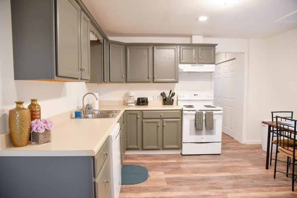 Relax & Feel At Home During Your Pittsburgh Stay House in Pittsburgh