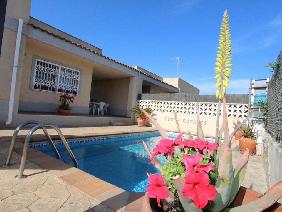 Casa cerca del mar con piscina privada, wifi gratis, aire acondicionado opcional, admite mascotas - ES-184-43 House in Baix Ebre