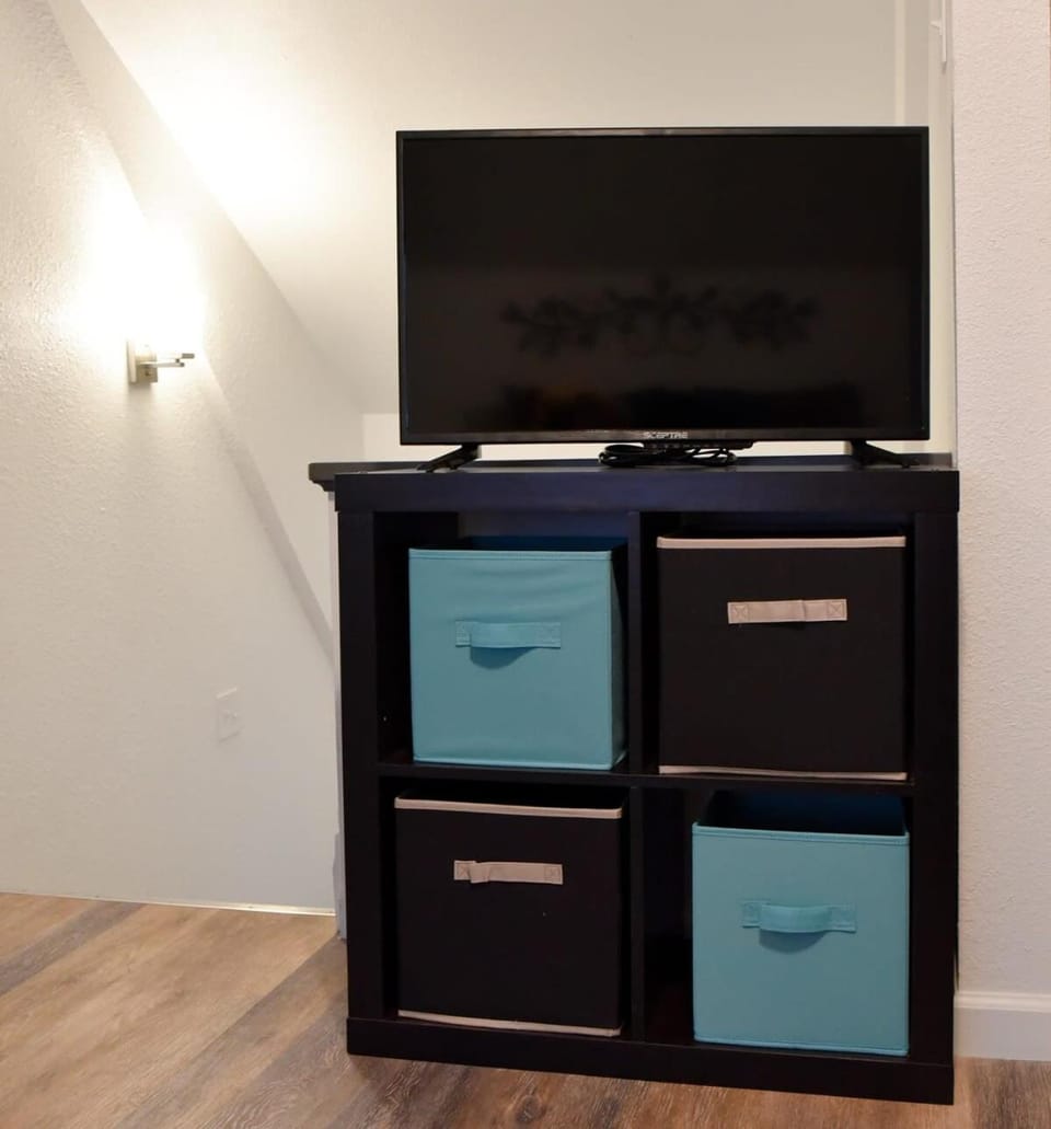 Unwind in a Bright Comfortable Apartment for 3 Apartment in Pittsburgh