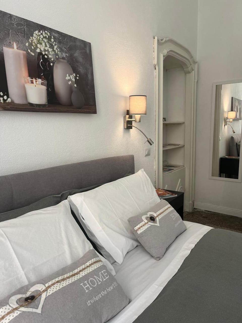 Bed, Bedroom