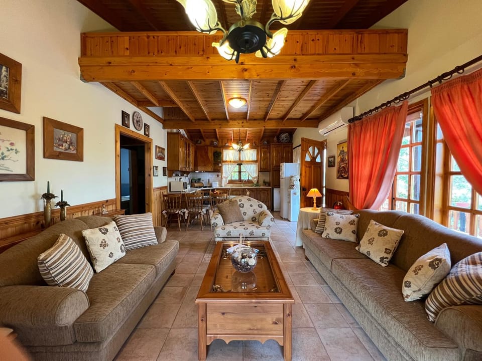 Kapilio Cottage House Chalet in Limassol District