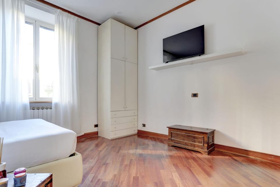 TV and multimedia, Bedroom