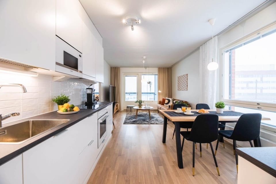 Kitchen or kitchenette, Living room, Seating area, Dining area, minibar, pet friendly, stove