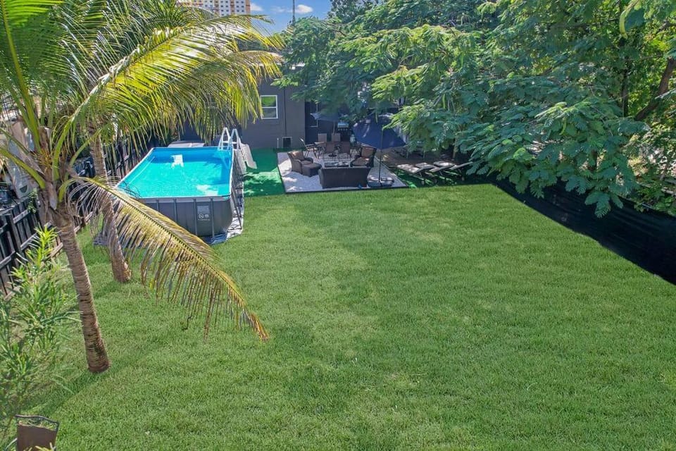 River House 4BR, Pool, bbq, big yard House in Miami