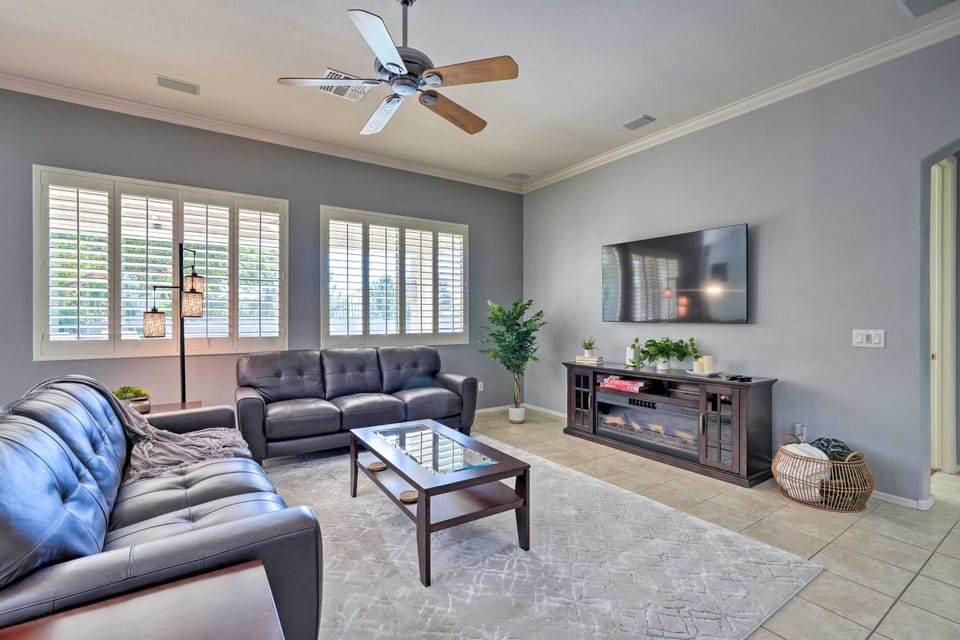 Play Pool, Grill Out! Group-Friendly Glendale Home House in Glendale