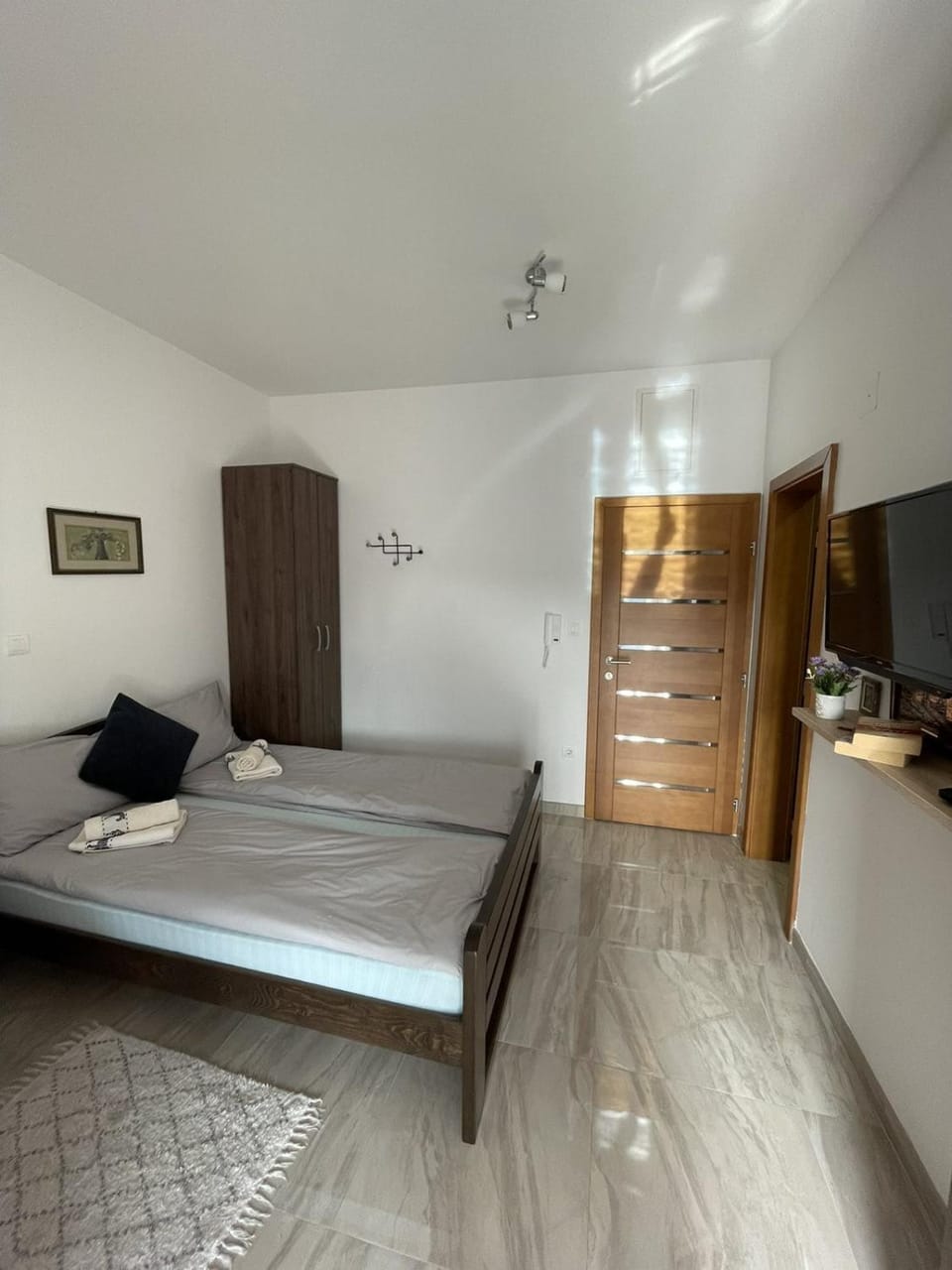 Bed, Photo of the whole room, Bedroom, hair dresser, wardrobe