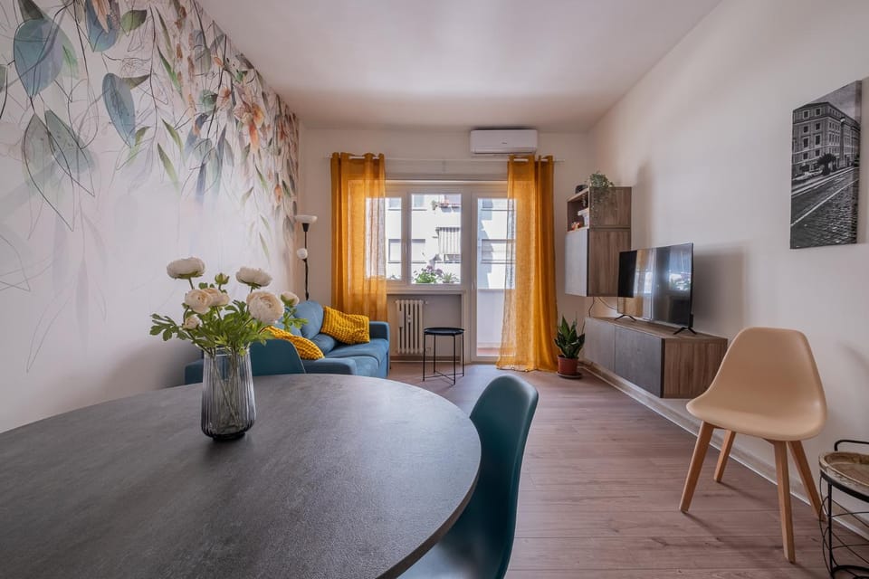 Communal lounge/ TV room, Seating area