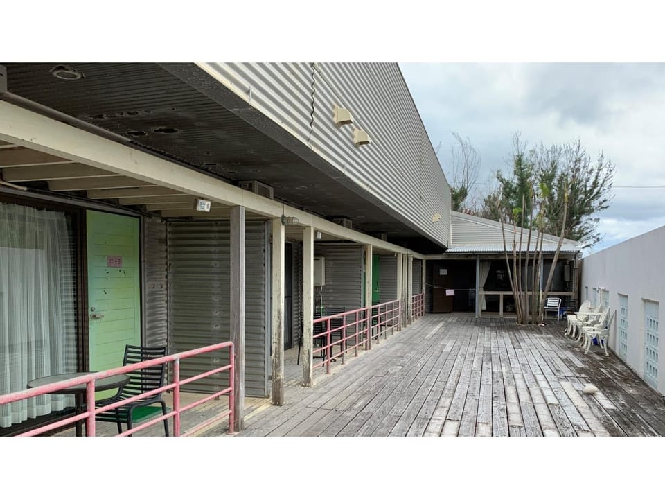 Property building, Day
