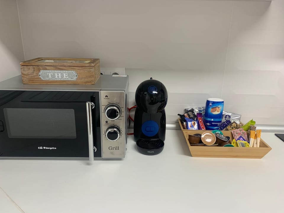 Breakfast, minibar