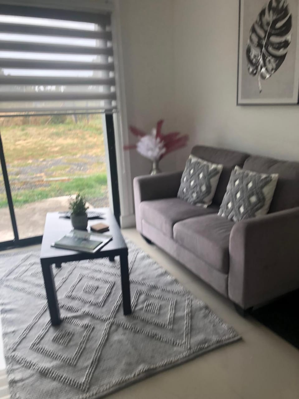Departamento Los Canelos, a metros de Avenida Las Industrias- Incluye, NETFLIX DirecTV aire acondicionado, Internet Apartment in Bio Bio, Chile