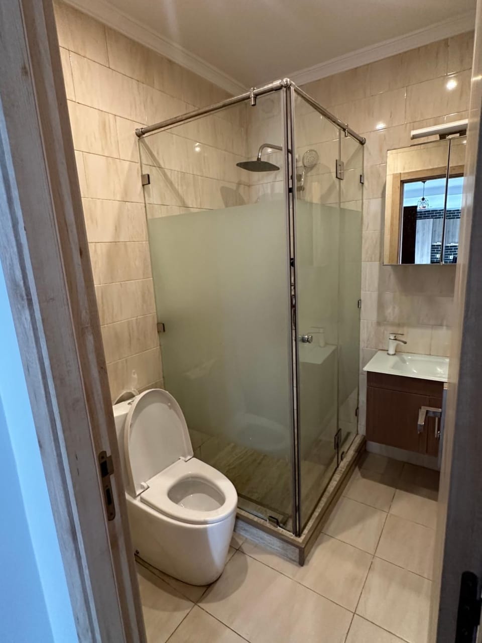 Beautiful 1 bdrm in a complex with 24/7 security Apartment in Casablanca-Settat