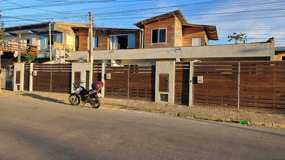 Day, Street view