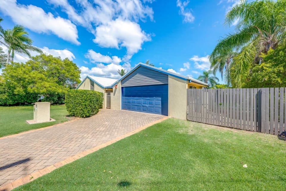 22 Bussey Street House in Bargara