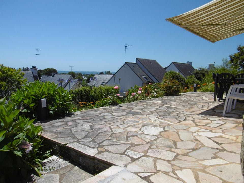 Maison 4 pièces 6 personnes, vue sur l'océan - Carantec Villa in Brittany