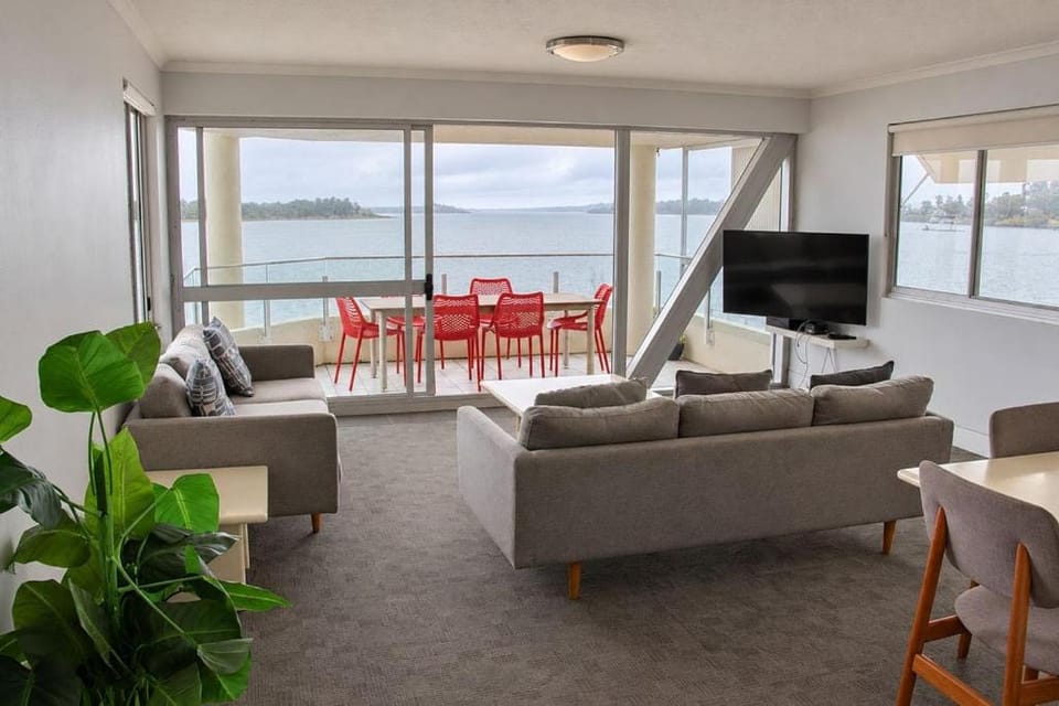 Balcony/Terrace, Living room