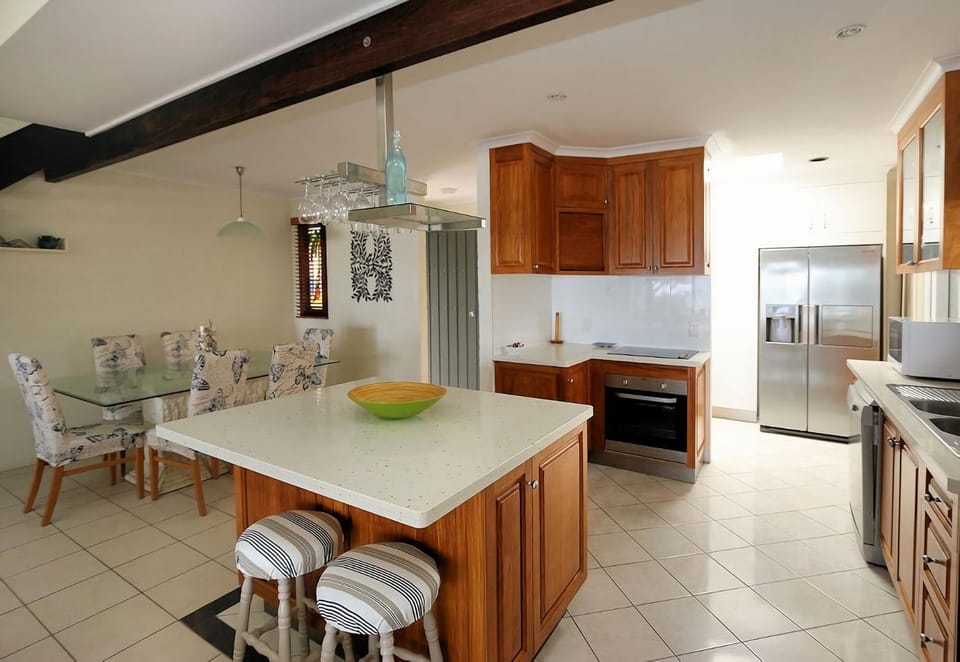 Beach at your feet Apartment in Bargara