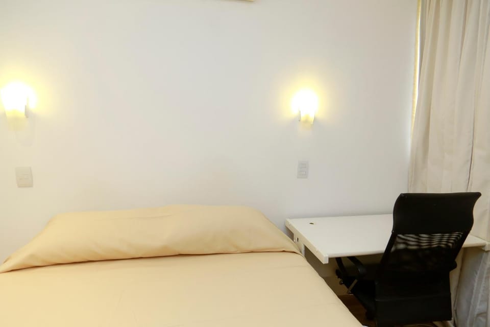 Apartamento encantador na Glória próximo ao metrô. Apartment in Santa Teresa