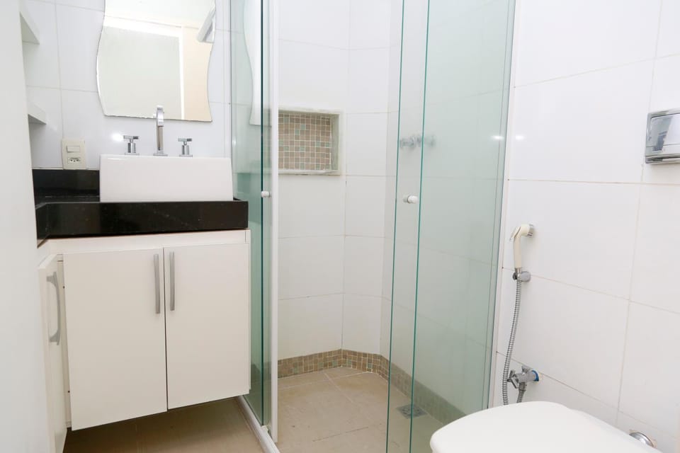 Apartamento encantador na Glória próximo ao metrô. Apartment in Santa Teresa