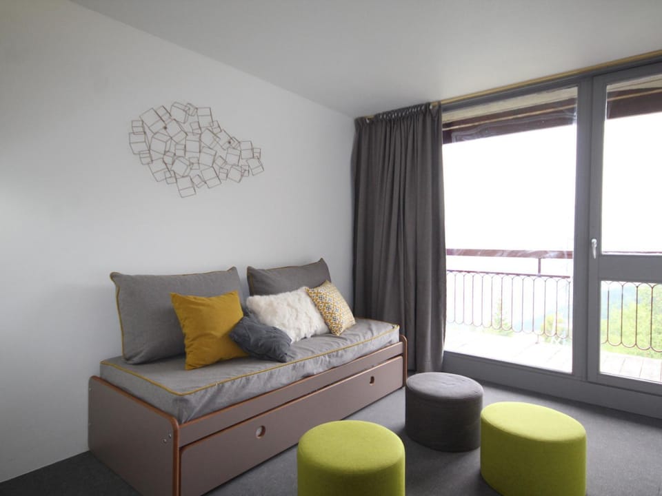 Appartement rénové 3 pièces, balcon, 6-7 pers, WIFI - FR-1-346-538 Apartment in Bourg-Saint-Maurice