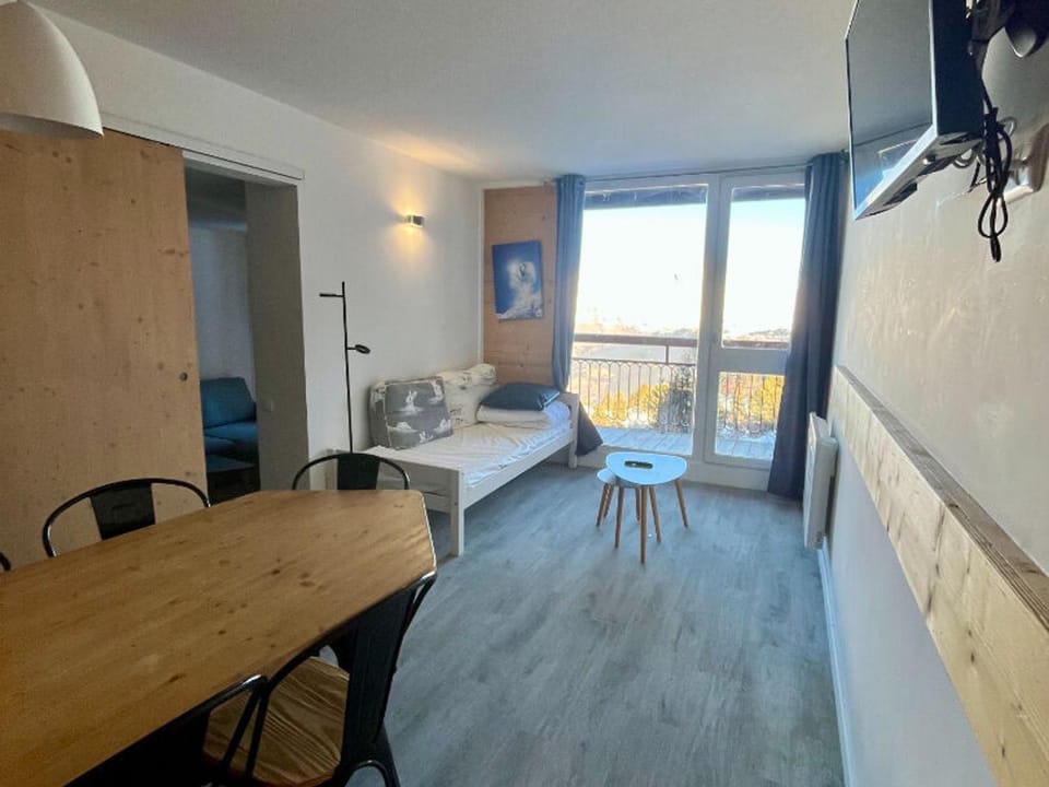Appartement rénové 3 Pièces, Balcon, 6/7 pers., WIFI - FR-1-346-539 Apartment in Bourg-Saint-Maurice