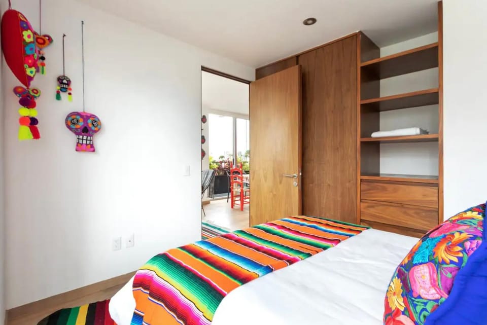 Bed, Photo of the whole room, Bedroom