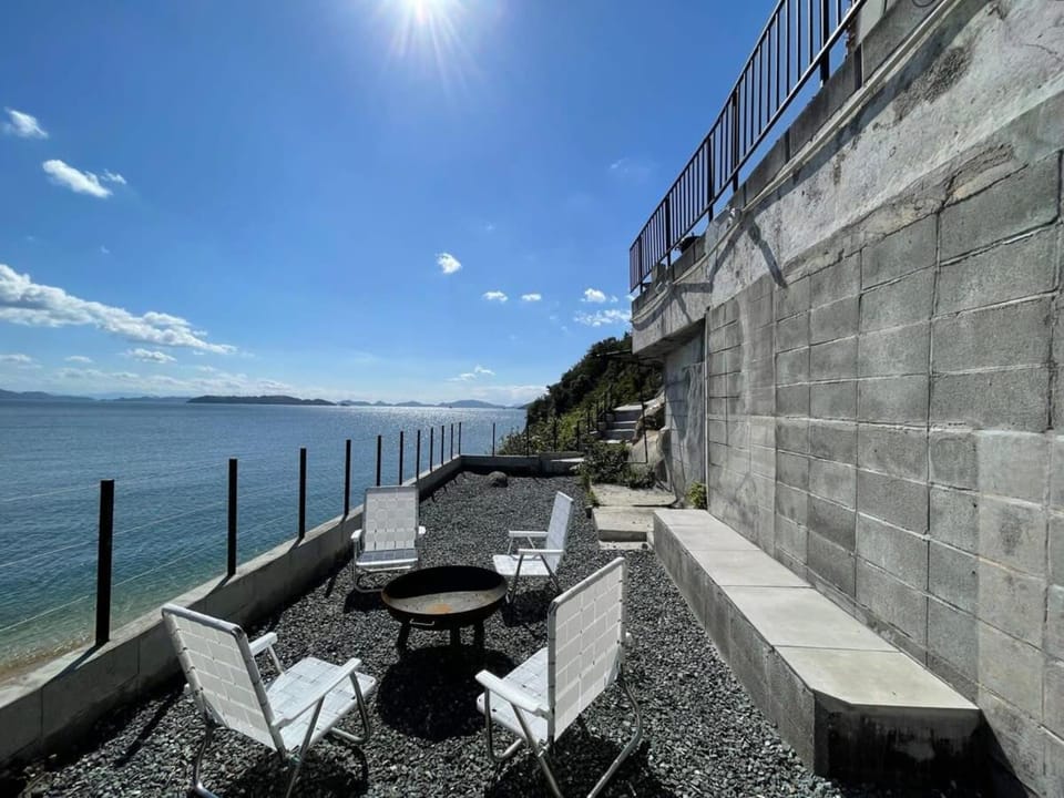 b local Sugawa House - Exclusive Seaside Escape in Ocean House House in Hiroshima Prefecture