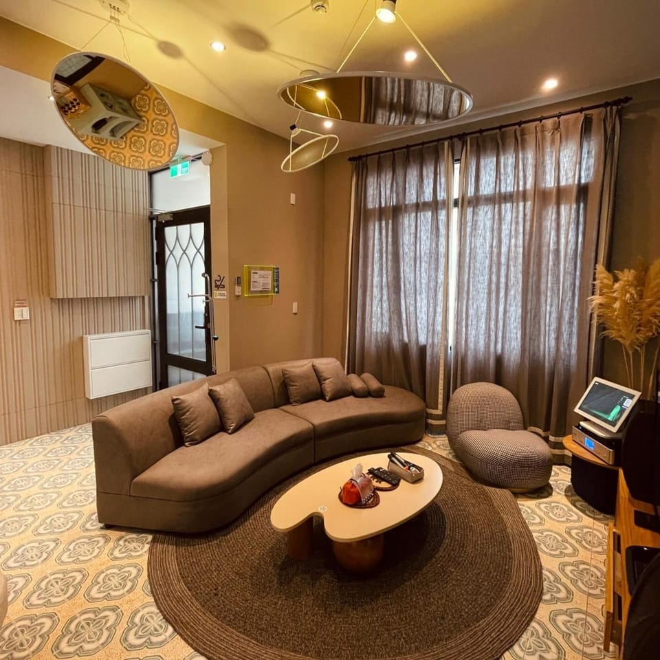 Communal lounge/ TV room, Living room