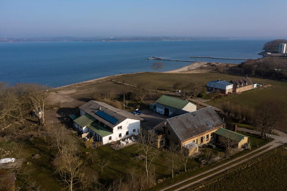 Property building, Natural landscape, Bird's eye view, Beach, Sea view