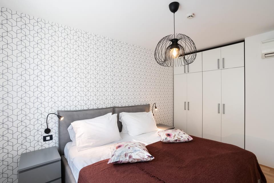 Bed, Photo of the whole room, Bedroom, wardrobe