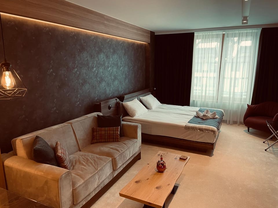 Living room, Bedroom