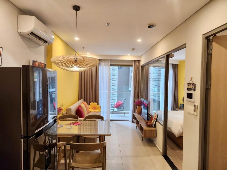 Kitchen or kitchenette, Photo of the whole room, Seating area
