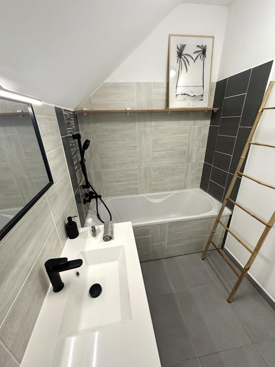 Bathroom, Bath