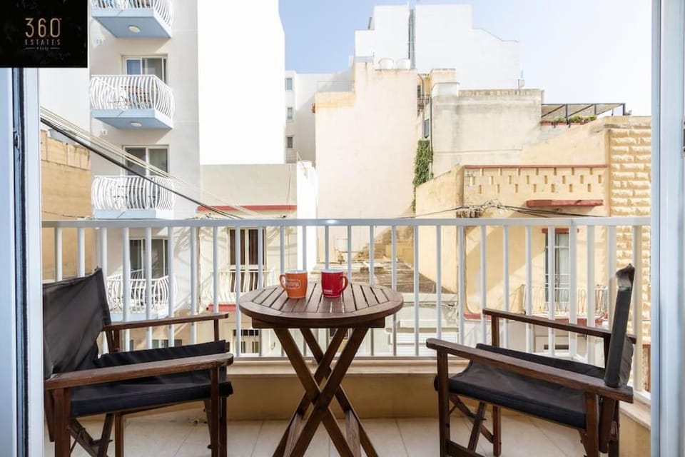 Day, Balcony/Terrace, Dining area